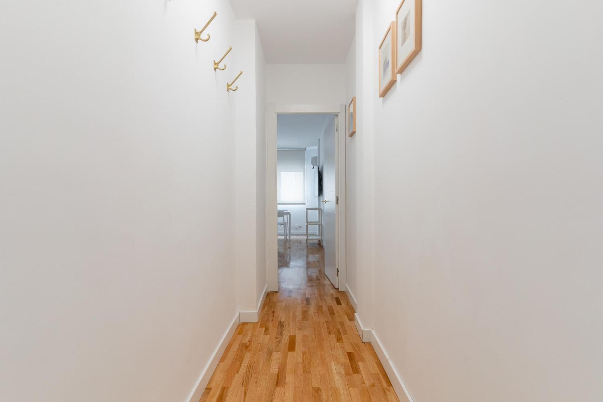 Cozy And Bright-1Bedroom 1Bathroom-Las Letras มาดริด ภายนอก รูปภาพ